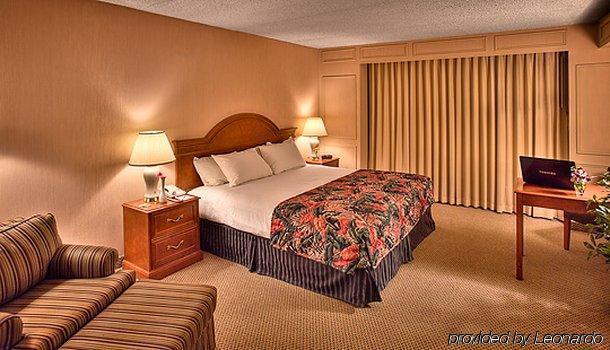 Black Knight Inn Red Deer Exterior photo
